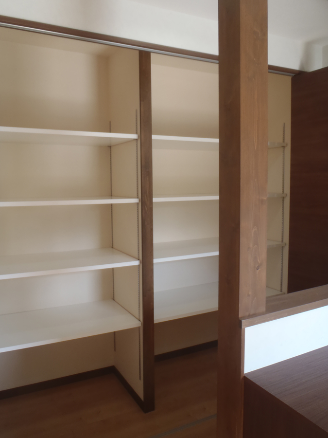 H様邸シューズクローク施工例